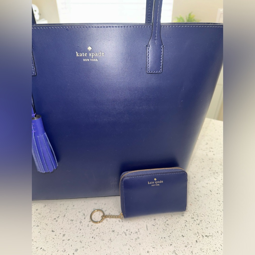 Kate Spade Navy Leather Tote with Tassel and Matching Wallet - Picture 2 of 7